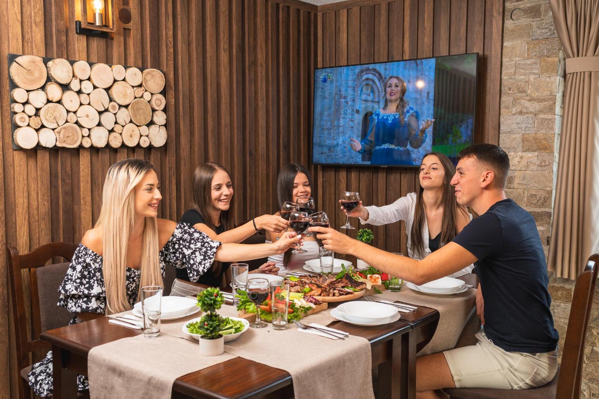 Beluga Guest House Velingrad Ngoại thất bức ảnh
