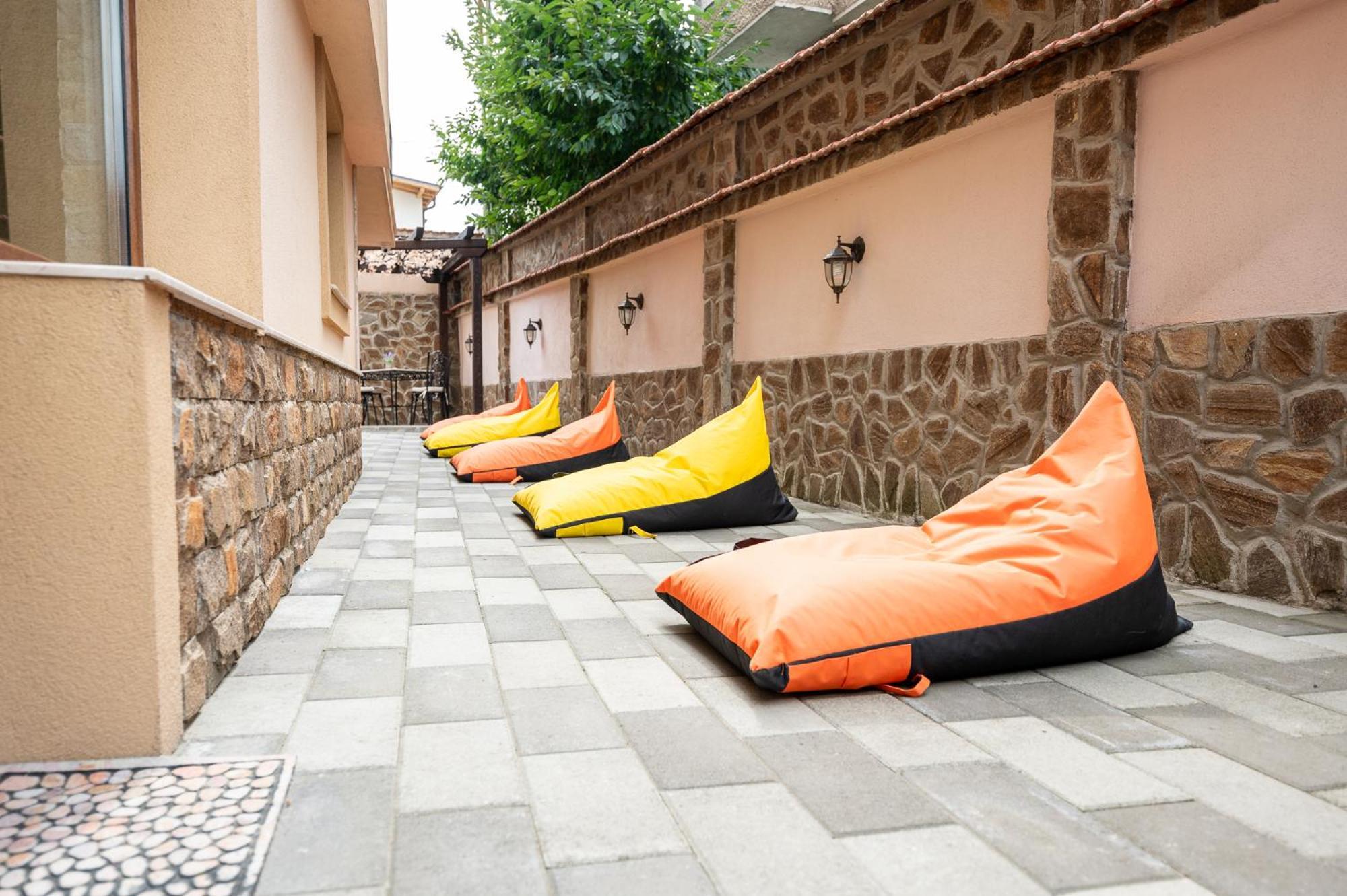Beluga Guest House Velingrad Ngoại thất bức ảnh