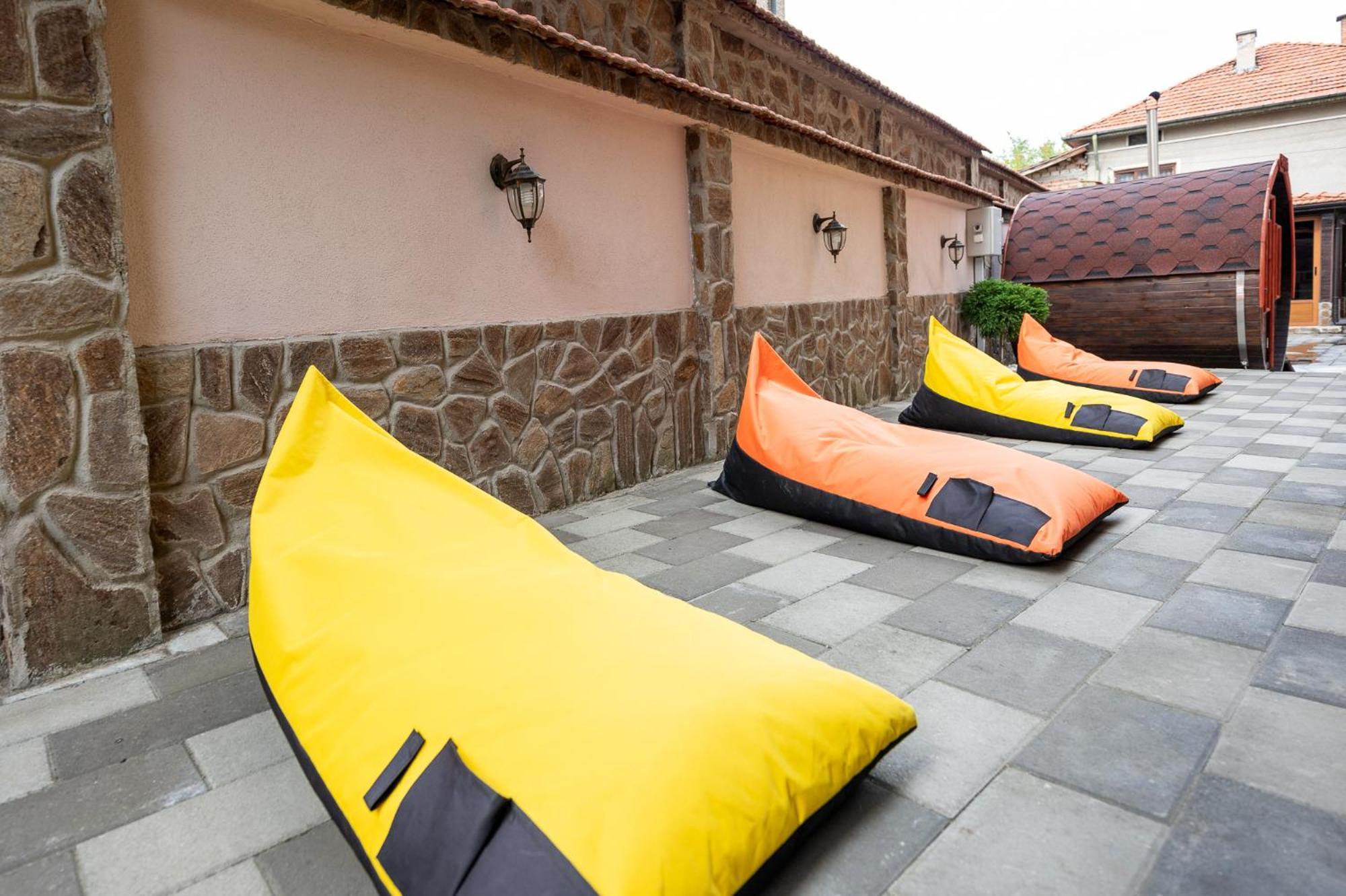 Beluga Guest House Velingrad Ngoại thất bức ảnh